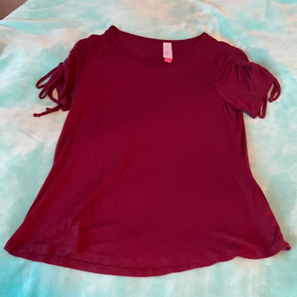 Tee shirt